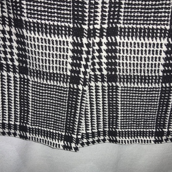 Talbots Petite houndstooth plaid pencil skirt 10P faux leather trim - Picture 4 of 5